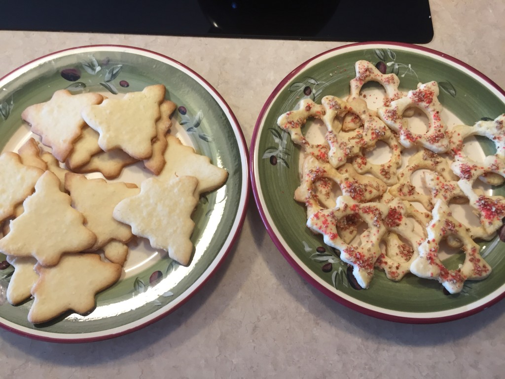 Assembling the double sugar cookies.