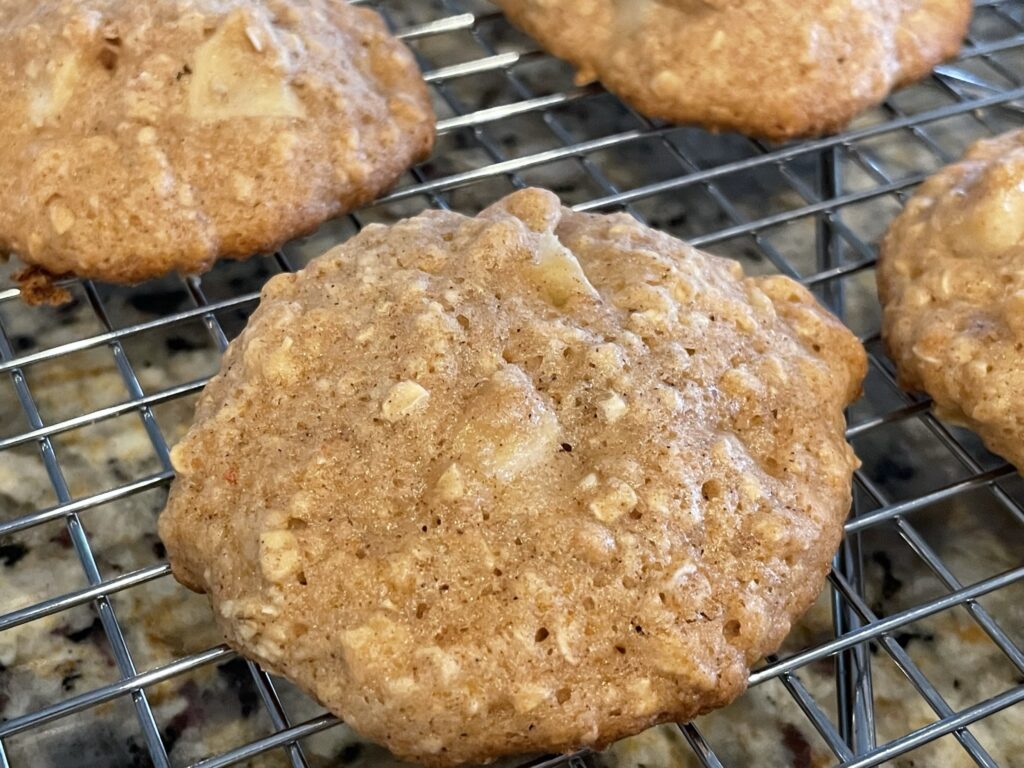 Apple Oatmeal Cookies