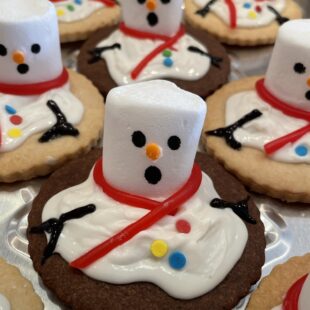 Melted Snowman Cookies