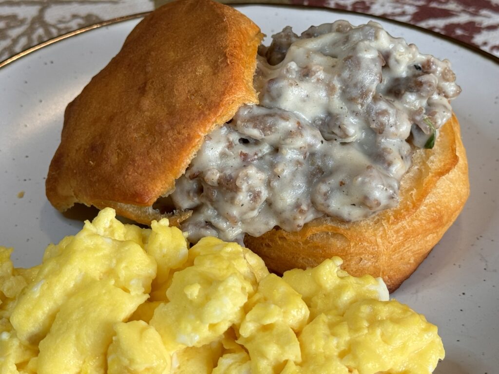 Easy Sausage Gravy and Biscuits