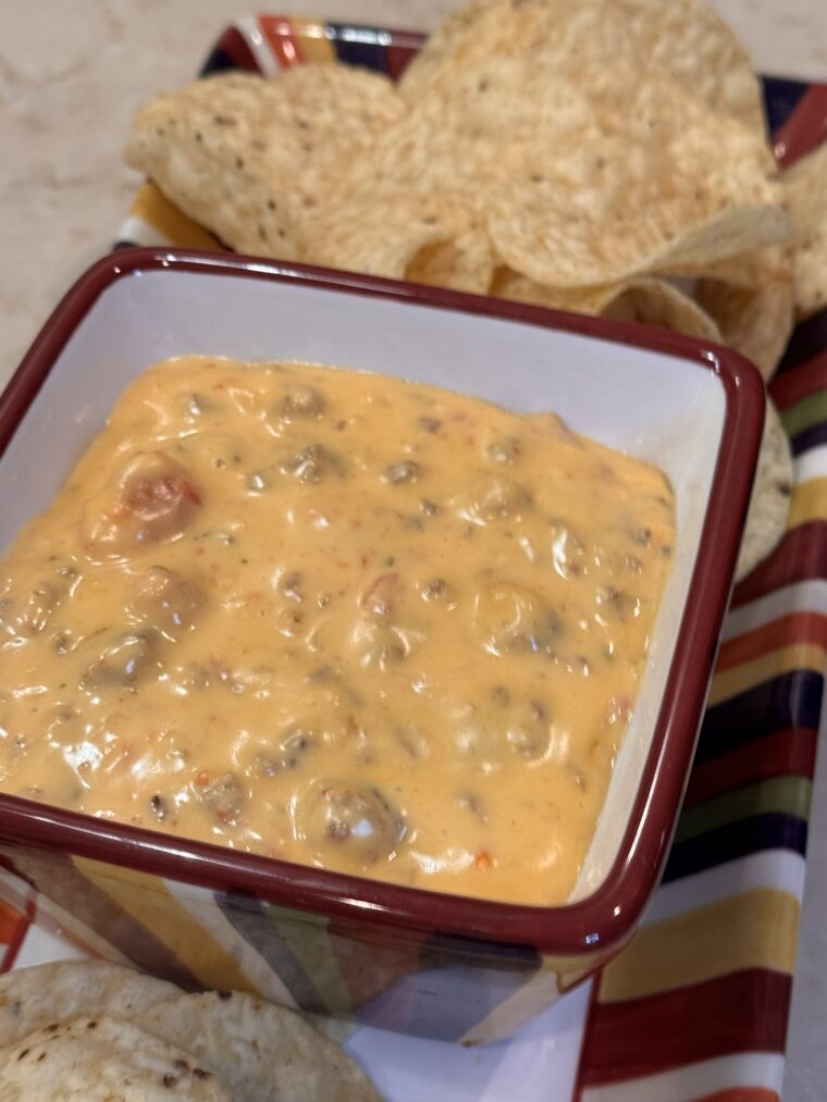 Easy Queso Dip