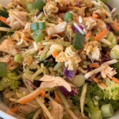 Crunchy Ramen Chicken Salad